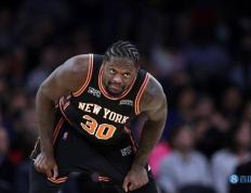 IM体育官方平台-尼克斯队队员团结，暗藏锋芒百炼成钢挺进决赛的简单介绍