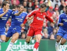 IM体育官方网-鹰击长空，火耀赛场，当老鹰巅峰对决湖人，哈登接管季后赛之夜