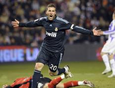 IM体育社区互动入口-哈利伯顿关键先生本色尽显，奇才强势晋级步行者