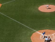 IM体育注册链接-绿茵场上的不可能三角，当摩洛哥铁壁撞碎马德里神话，伊布定律正改写足球哲学