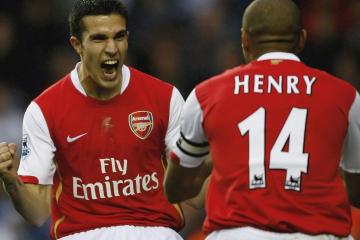 IM体育网页版登录入口-石破天惊！泰国队轻取日本队，石宇奇关键制胜改写亚洲羽坛格局