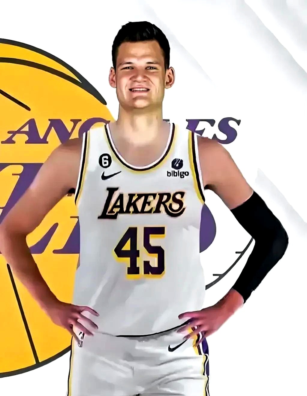 IM体育注册链接-爵士绝杀湖人，加里纳利完成帽子戏法