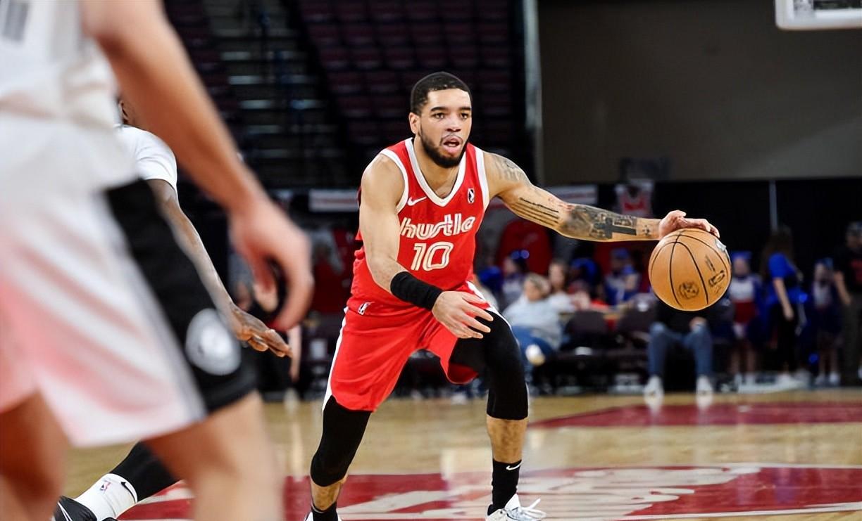 IM体育官网入口-包含黄蜂后卫因伤休战一周，球队备战计划受影响的词条