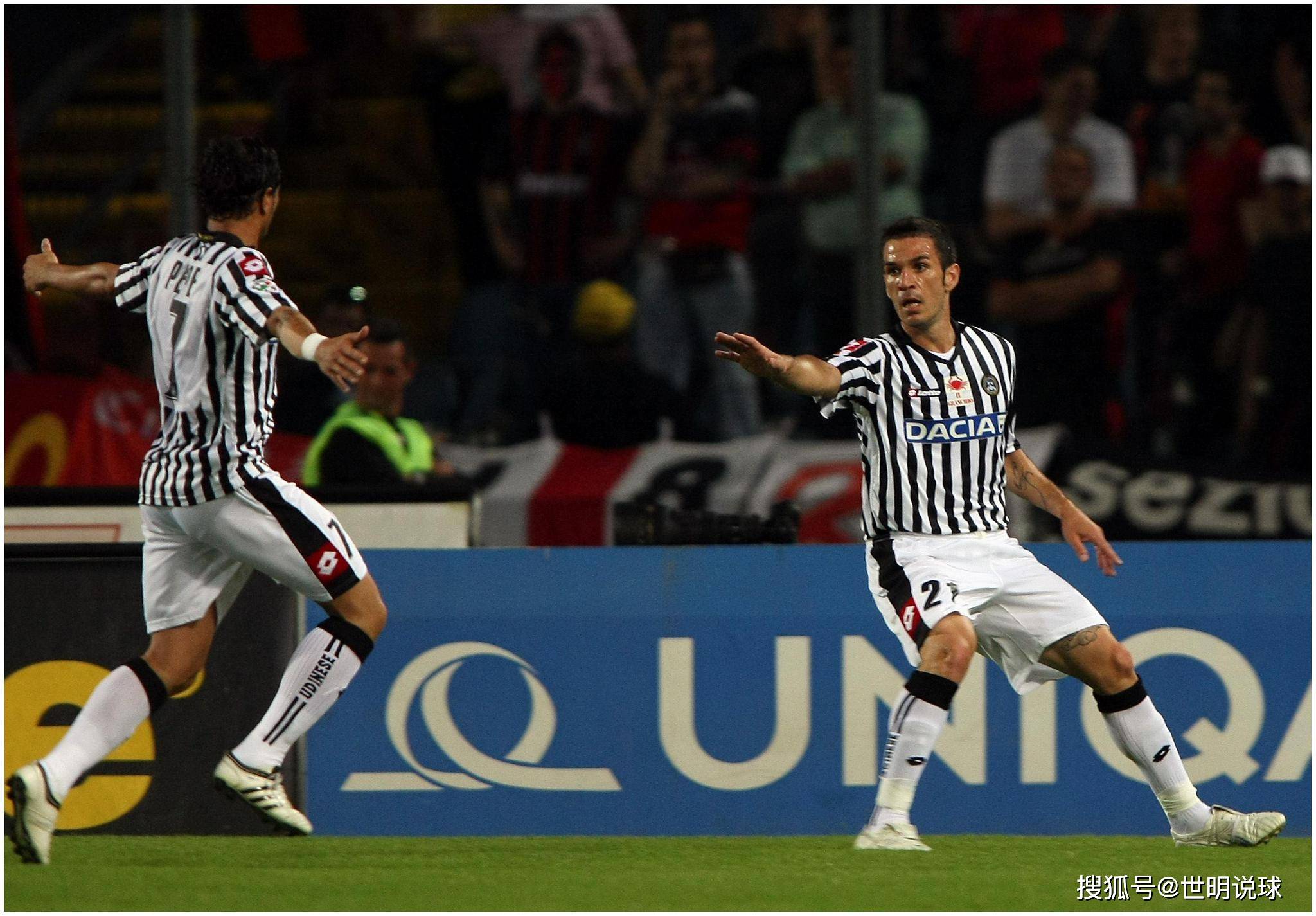 IM体育-巴塞罗那客场战平尤文图斯：防线不稳