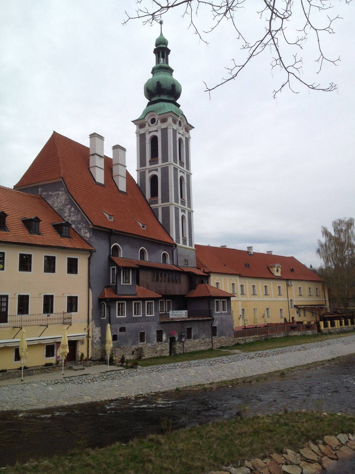 IM体育下载-捷克客场大胜斯洛伐克，豪取三分