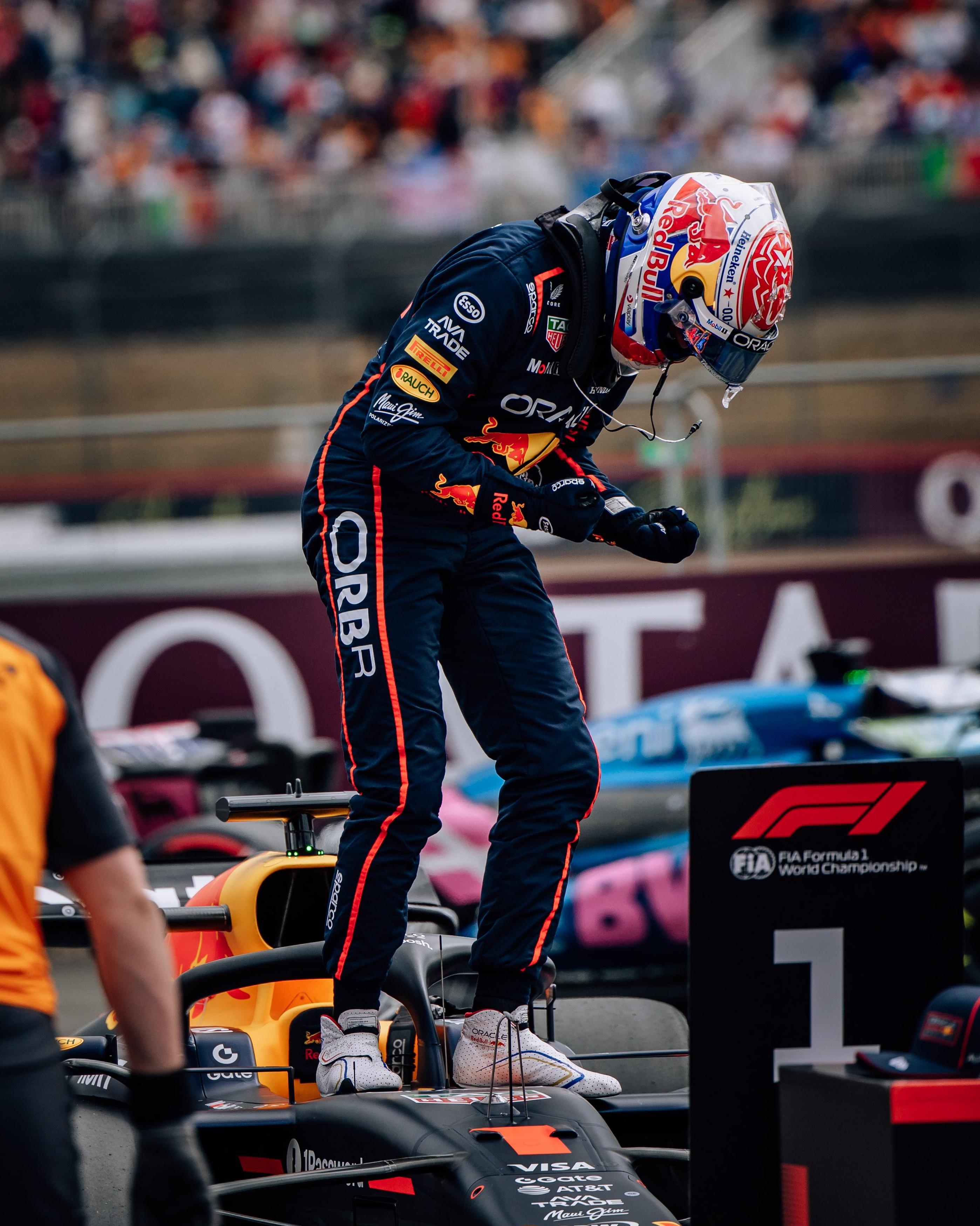 IM体育App下载-雷诺车队横扫迈凯伦，维斯塔潘扛起全队的简单介绍